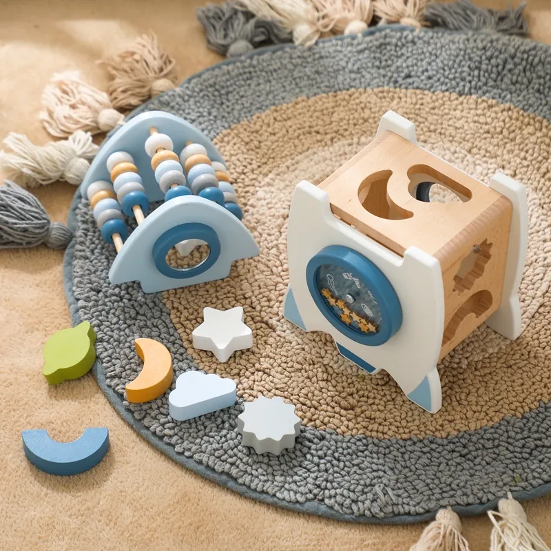 Jucarie educativa de tip Montessori - Nava spatiala 5 in 1